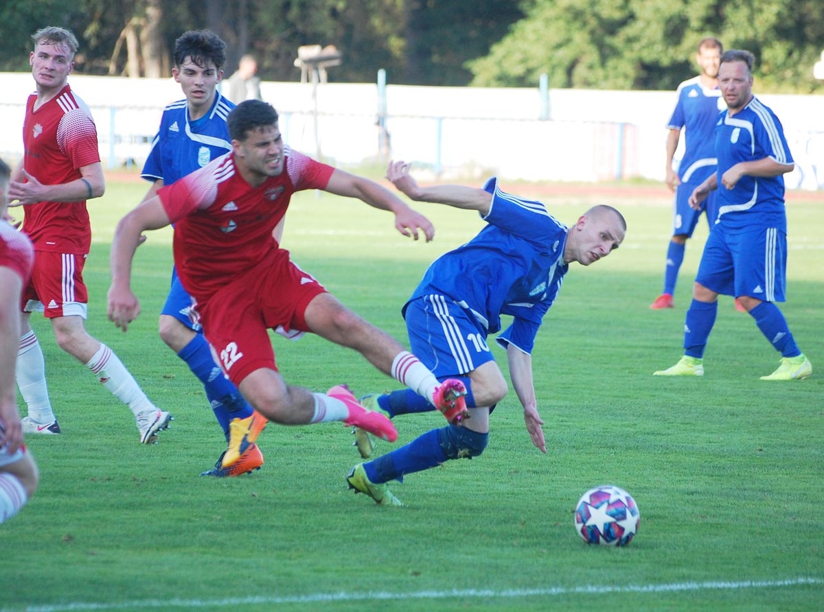 Skvělý fotbal zastínil divoký závěr, vítězem je Matěj!!!!